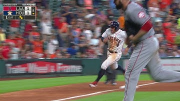 LAA@HOU: Gonzalez triples in go-ahead run in the 8th