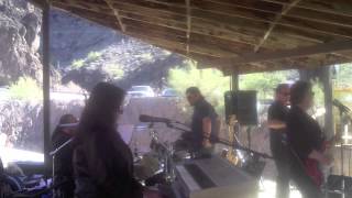 The Jam  Farmers   Fire screenshot 2