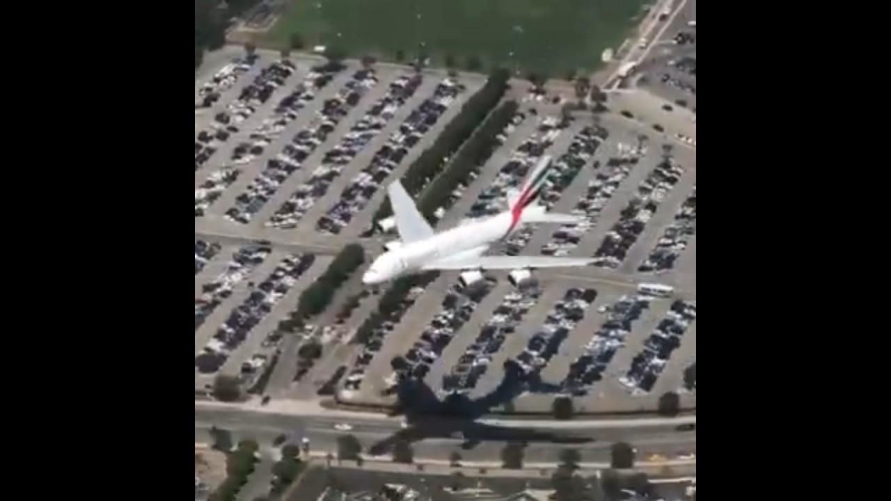 Landing in LAX Los Angeles International Airport