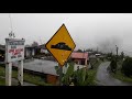 Bajando de la cordillera de los Andes en Ecuador por la carretera Riobamba-Guayaquil.