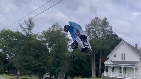 Arma senton mega converted to brushless 4000kv blx100ecs gets sent of 3 footer