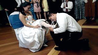 Wedding Dance & Wedding Garter Removal | Baile Para Quitar La Liga En Boda