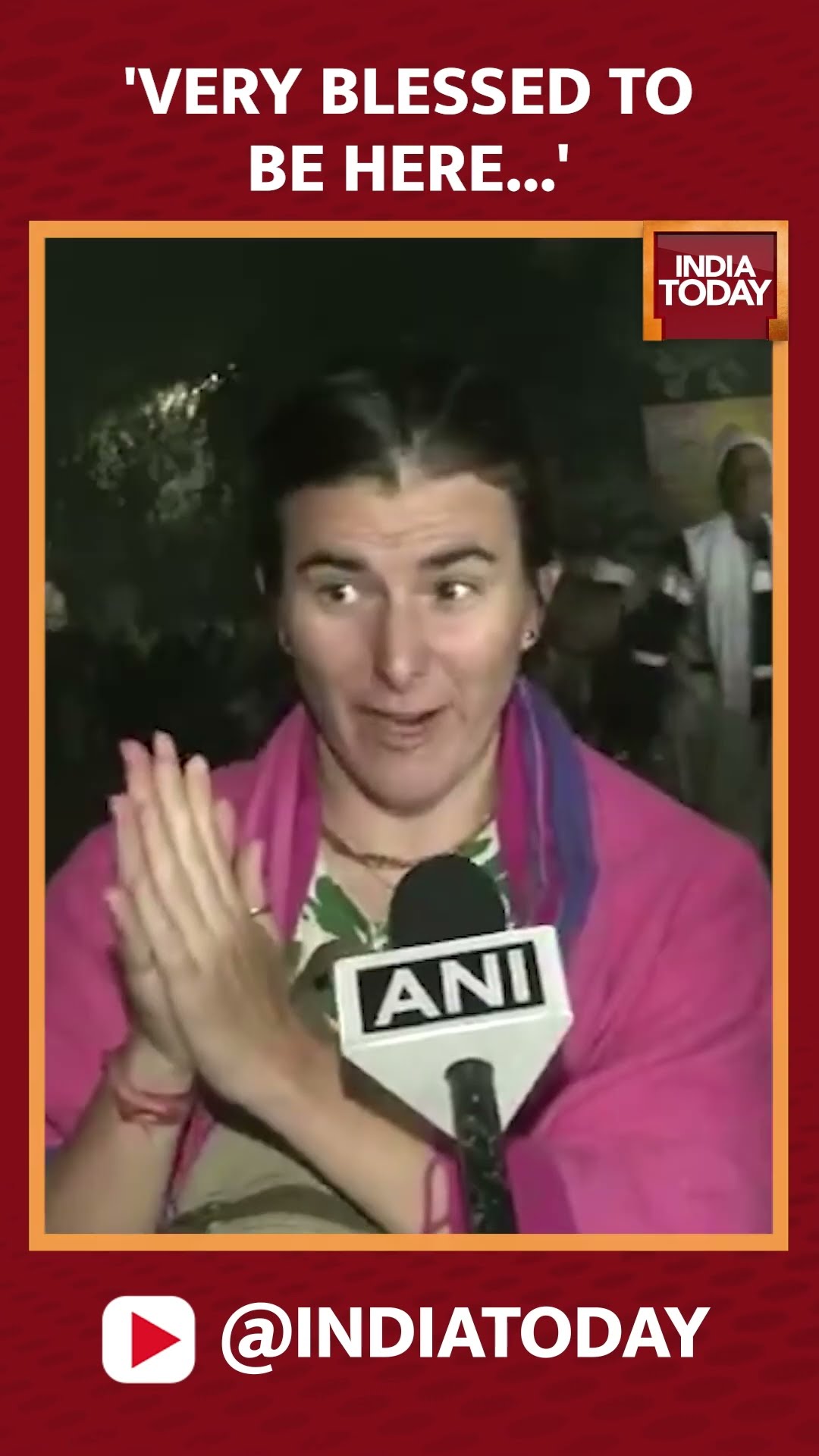 Maha Kumbh 2025: Foreigner Visits Prayagraj, Feel Very Blessed To Be In Maha Kumbh #shorts