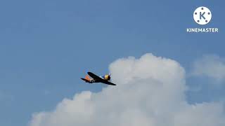 Top Flite P-47D "Jug" Giant scale balsa kit.