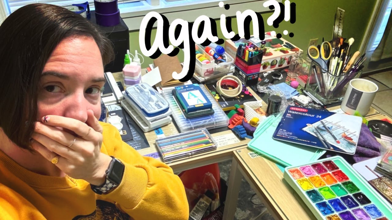 Навожу порядок среди всех своих художественных принадлежностей (да, снова).