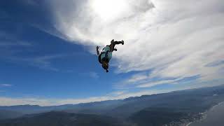 Skydiving out of a Cessna 182