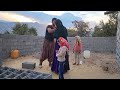 Documentary on the life of a nomadic father and his baby/meeting the sister