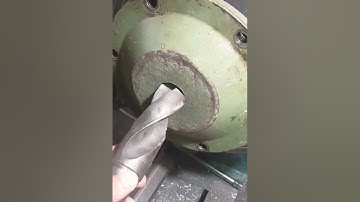 #mechanicalworkshop #trending #running #lathe #machine #short video#drilling#🫡🧐😱