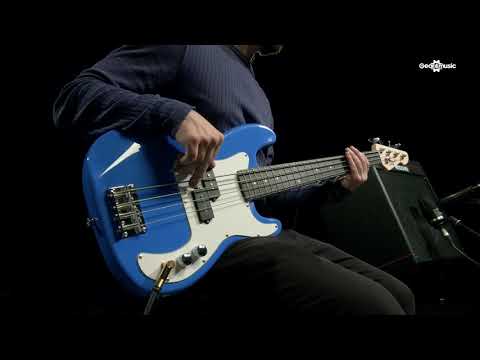 3/4-la-bass-guitar-by-gear4music,-blue-|-gear4music-demo