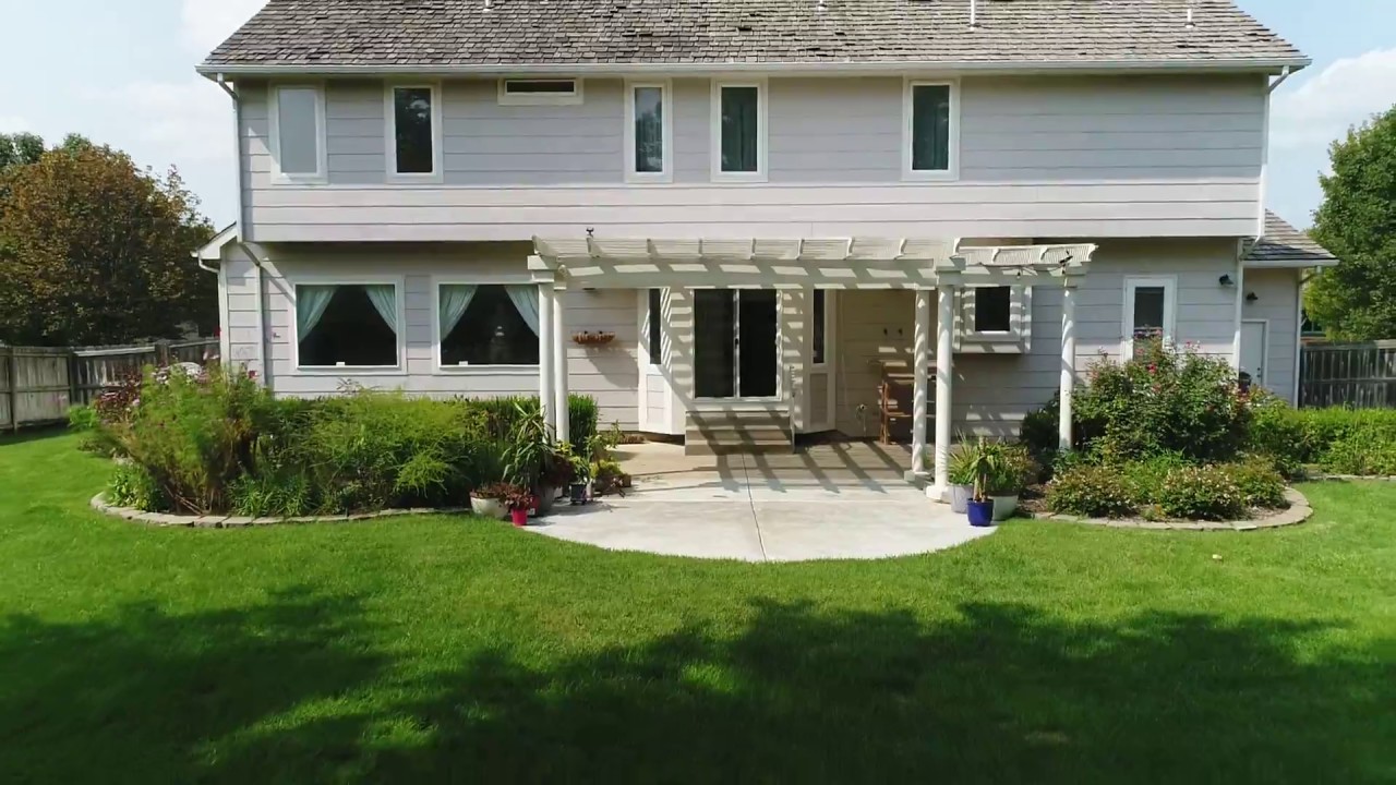 12721 E Edgewood - Wichita, KS 67206 - Cobblestone Neighborhood