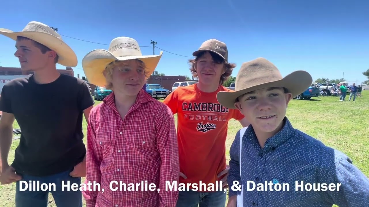 Tractor pull in Farnam, Nebraska Platte Valley Truck & Tractor Pullers