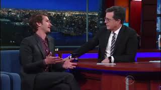 Andrew Garfield and Steven Colbert kiss 😚