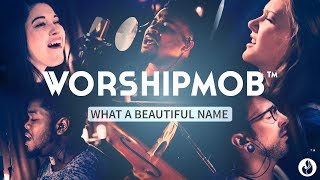 Video-Miniaturansicht von „What A Beautiful Name - Hillsong Worship + Spontaneous | WorshipMob“