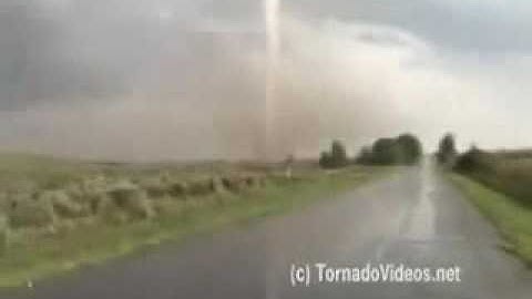 amazing tornado in reverse