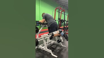 1/2 Kneeling Hamstring Curl Machine