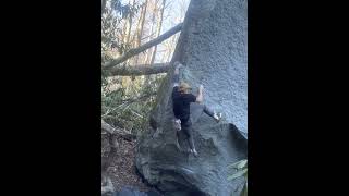 Photo of Looking Glass Boulder