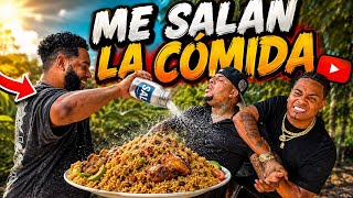 LO M4TO LE ECHARON SAL A LA COMIDA