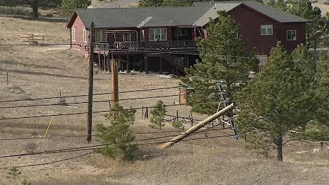 Latest headlines | Thousands still without power after strong winds, safety shutoffs