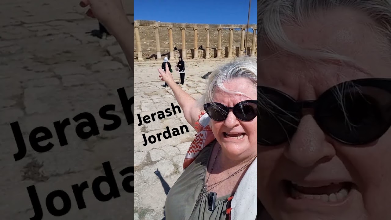 The best path to walk to get the most out of a visit to #jerash #jordan @julescruisecompanion