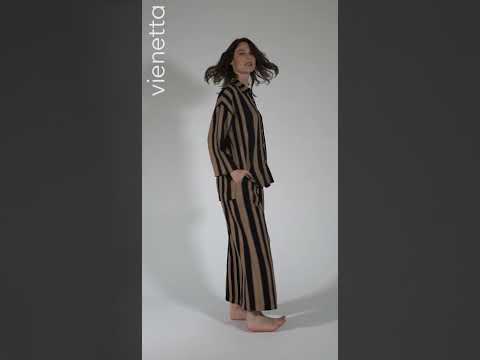 Купить Штапельный костюм с широкими брюками VIENETTA 3114482923 в Украина в Lingerie.ua - Одяг для дому та відпочинку, Видео 1