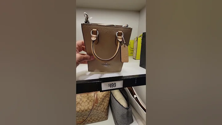 #bag Coach outlet~ lets browse