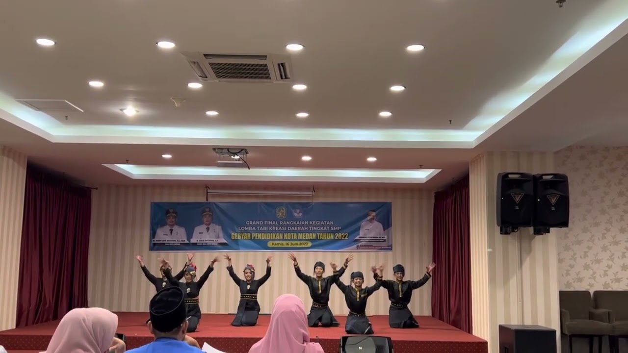 Sanggar Tari dan senam anak ARKANA SMP Generasi Bangsa, Juara 1 lomba tari daerah Dinas Pendidikan