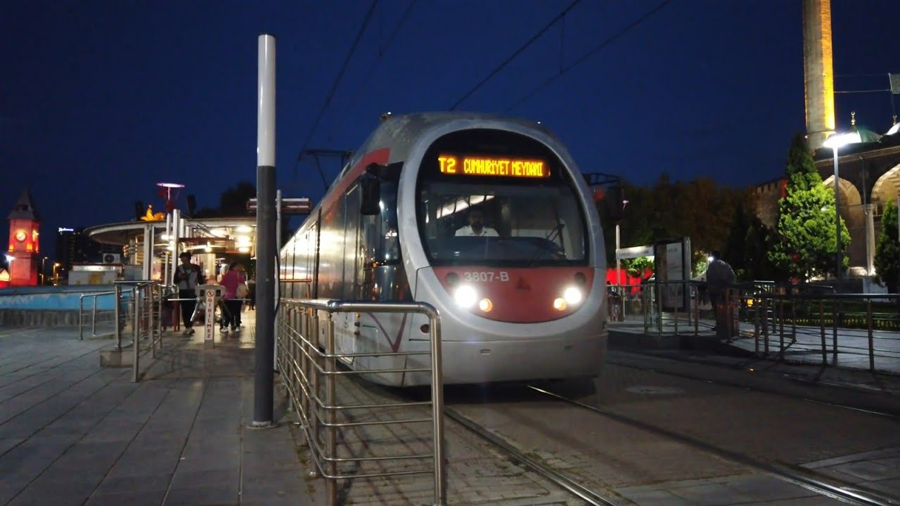 Kayseri'de Tramvayla Talas - Cumhuriyet Meydanı Arasında Seyahat