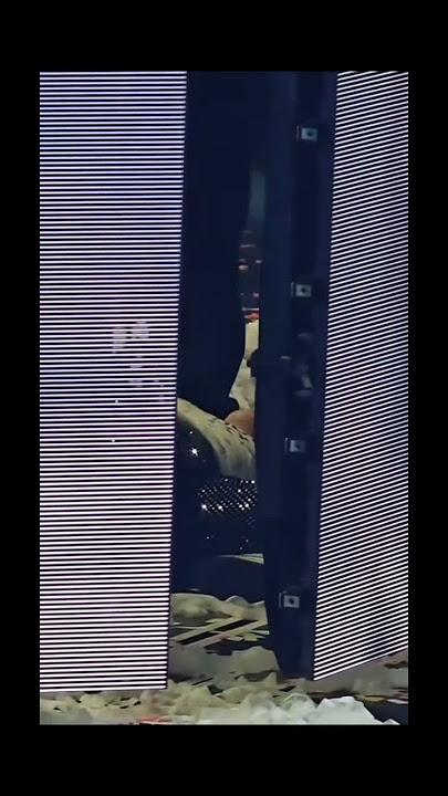 GD😭make me cry…After show ended, he lay down behind the screen for so long. #GD #gdargon #fam #hk