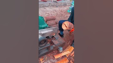 Unique Super Sharp Manual Tool Innovation for Splitting Wood Easily and Precisely #Shorts