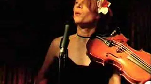 Melissa Cox - Singer & Violinist