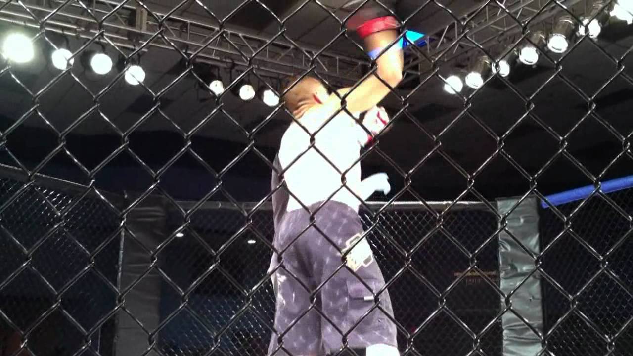 Extreme Challenge MMA: Nick Alvarez KNOCKS OUT travis Sickler IN 5 SECONDS: KO