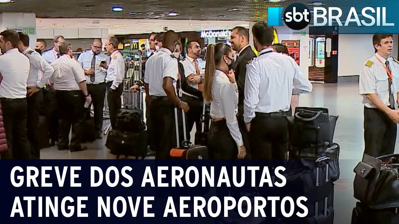 Aeronautas fazem greve em nove aeroportos brasileiros | SBT Brasil (19/12/22)