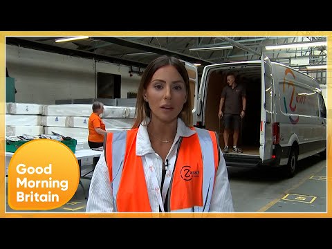 The "Hero" Teacher Tackling Bed Poverty Amidst The Cost Of Living Crisis | Good Morning Britain