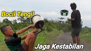 Masih Kupertahankan Layangan Ini - Bocil Jago Narik Layangan