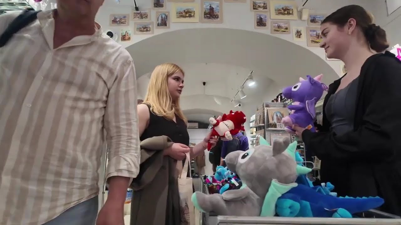 Walking Around Kraków Main Market Square 🇵🇱 | Old Town Vibes & Street Views