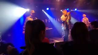 Poetika - Sám (live Brno 14.10.22)