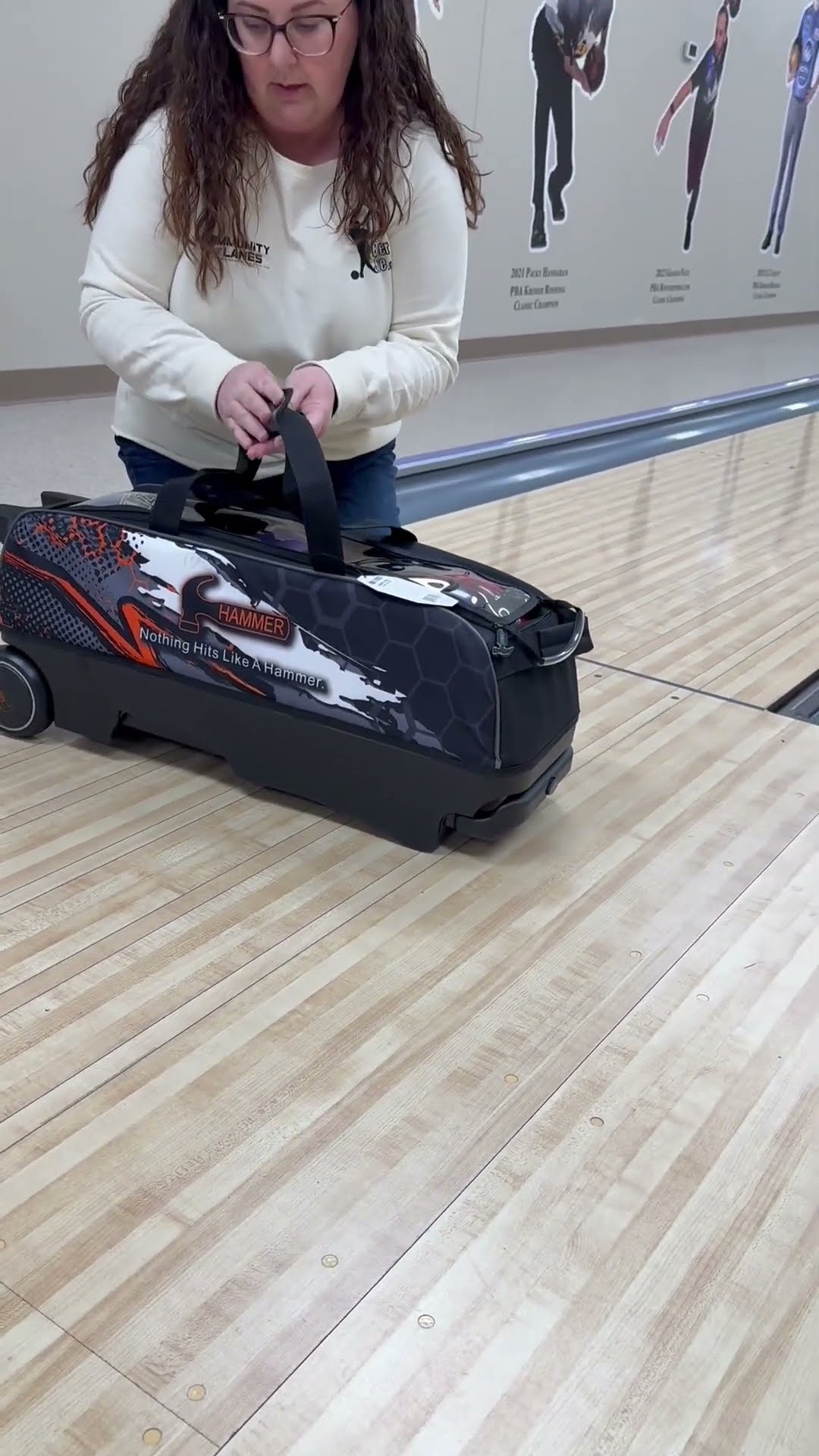 Hammer Hybrid Triple Roller Bowling Bag - YouTube