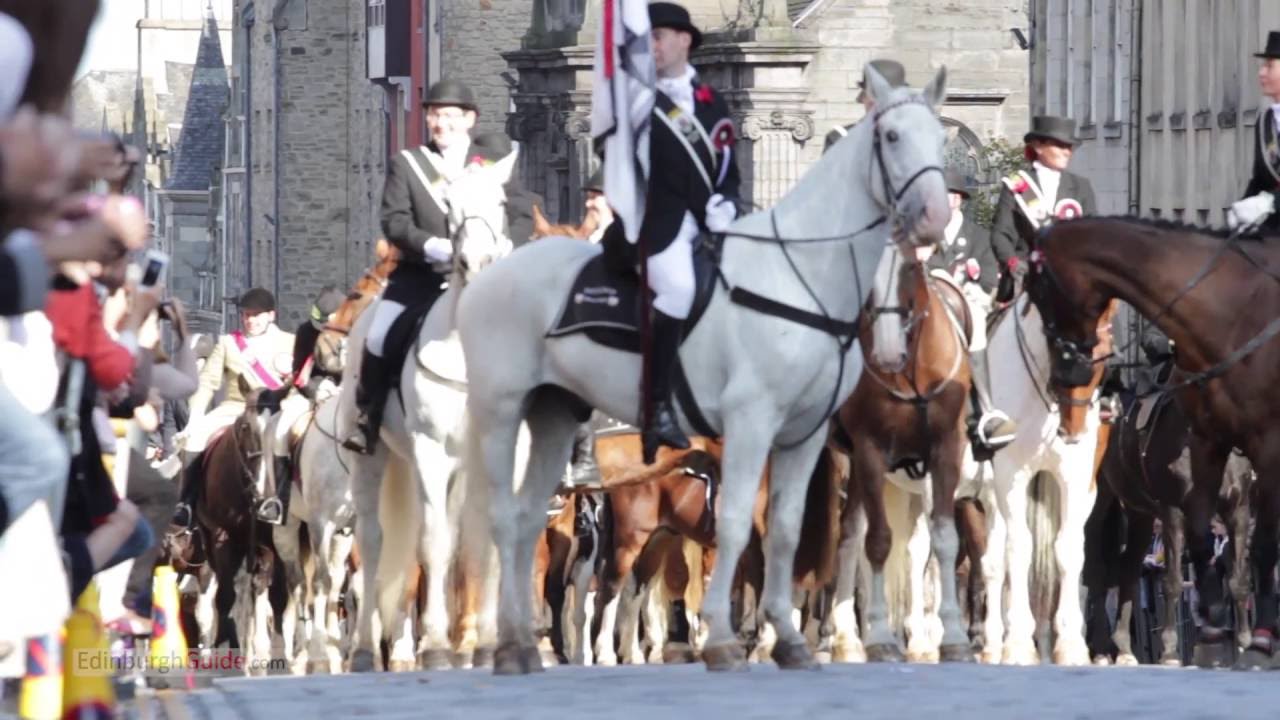 horse riding tours edinburgh