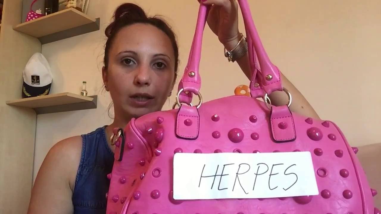 WHAT'S IN MY BAG 2016 YouTube