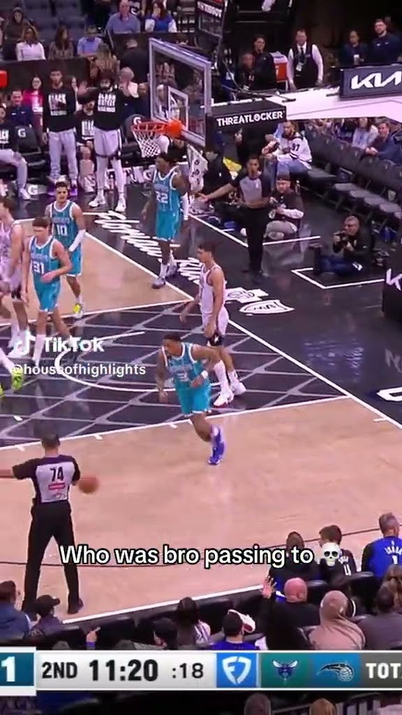Who was bro passing to #hoodnews #trending #viralvideo #how #wow #basketball #nba #lol #wowzers