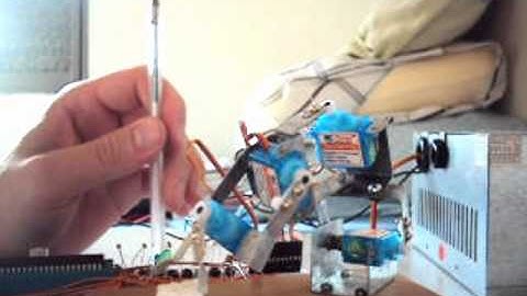 Braço Mecânico com servo motor