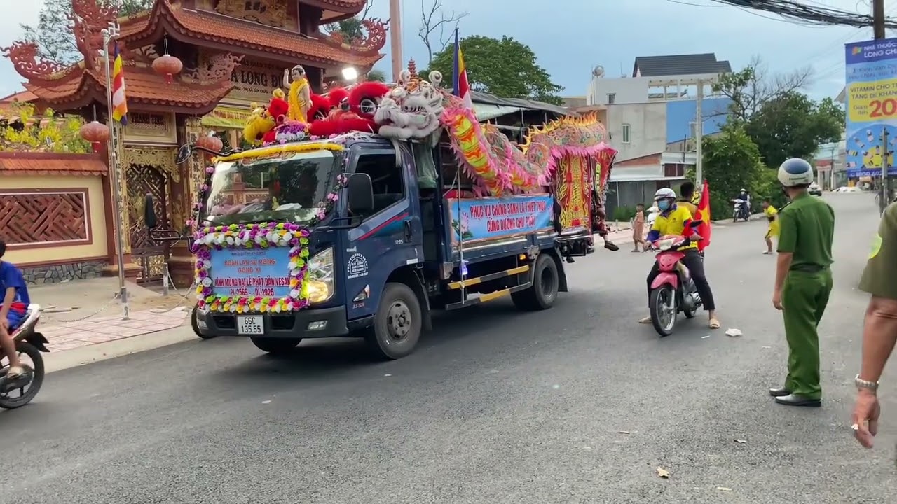 Xe hoa đại lễ Phật Đản Vesak 2025 tại Tân Châu - An Giang