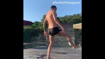Dimitar Berbatov shows off his magical first touch | #Shorts | ESPN FC