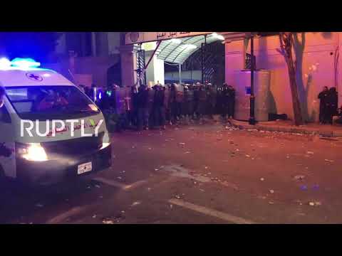 Lebanon: Fireworks fly as police and anti-govt protesters clash in Beirut