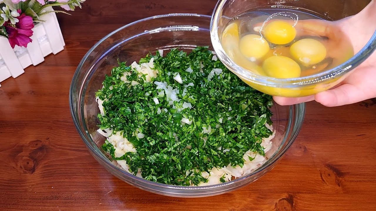 من كتر مو طيبة دايما بطلبوها مني 🤗عجة البطاطا ألذ أكلة شتوية سريعة واقتصادية❗