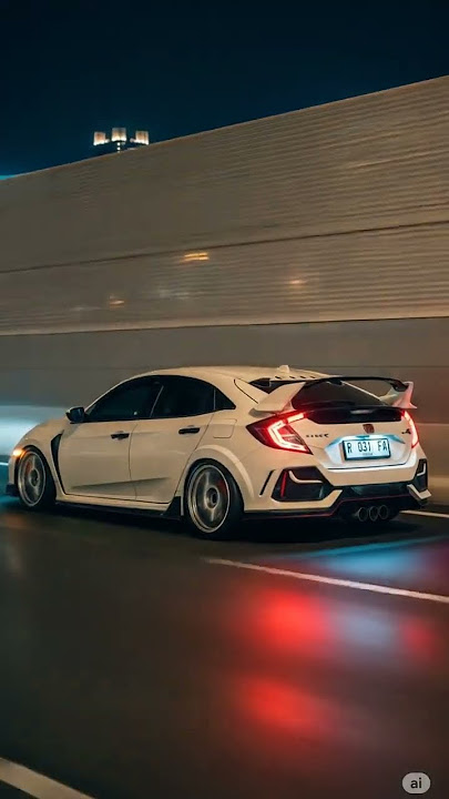 Mobil civic turbo warna putih