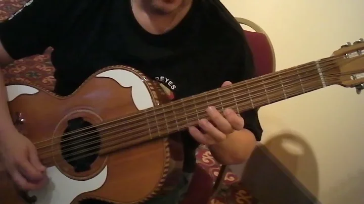 How to play old school redova arpeggio on BAJO SEX...