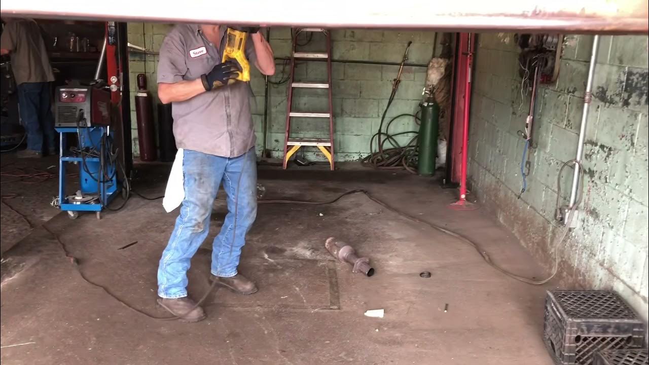 RESANTOR AND MUFFLER DELETE ON MY KUSTOM 2012 NISSAN ALTIMA 2.5S - YouTube