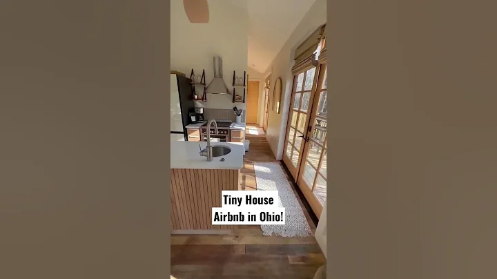 Inside a 450sqft Tiny House! #shorts #airbnb - DayDayNews