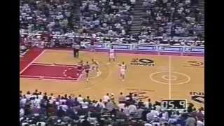 Details Bulls vs. Hawks 25.03.1995 - Jordan game winning jumper Guide